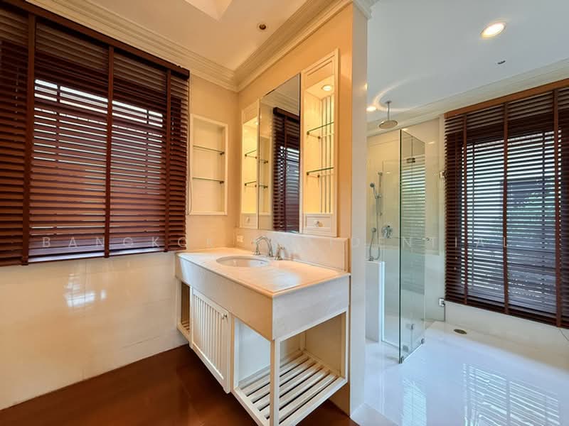 L&H Villa Sathorn, Bangkok, Naradhiwat Rajanagarindra Road, Chong Nonsi, Yan Nawa, Bangkok, 4 Bedrooms, 426 sqm, Villa For Rent, by Bangkok Residential, 500471581 - DDproperty.com