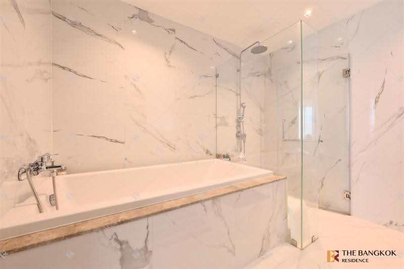 Ideal 24, Bangkok, 85 Sukhumvit 24 Alley, Khong Tan, Khlong Toei, Bangkok, 4 Bedrooms, 327 sqm, Condo For Rent, by Nicha Peerakittikul, 500471591 - DDproperty.com