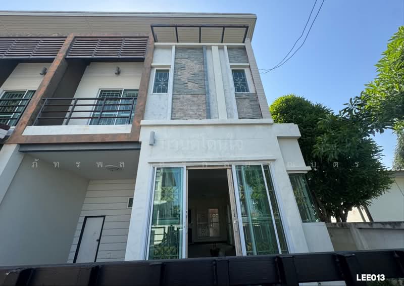 นครทองลิฟวิ่ง, สมุทรปราการ, ท้ายบ้านใหม่, เมืองสมุทรปราการ, สมุทรปราการ, 110 ตร.ม., ทาวน์เฮ้าส์ ขาย, โดย ภัทรพล ศรีกัลยาณบุตร, 500471607 - DDproperty.com