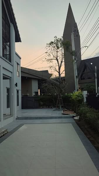 Bangkok Boulevard Signature Ladprao-Serithai, Bangkok, Soi Seri Thai 9, Seri Thai Road, Khlong Kum, Bueng Kum, Bangkok, 7 Bedrooms, 600 sqm, Single Detached House For Rent, by จิระเมศร์ วราสิทธิ์สิริ, 500471610 - DDproperty.com