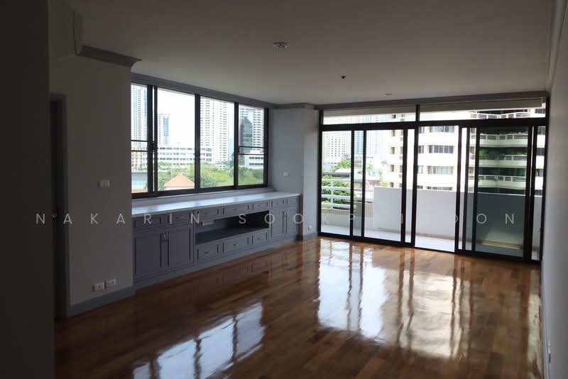 Ruamsuk Condominium, Bangkok, 12 Soi Athakravi, Khong Tan, Khlong Toei, Bangkok, 4 Bedrooms, 330 sqm, Condo For Rent, by Nakarin Sookpaiboon, 500471635 - DDproperty.com