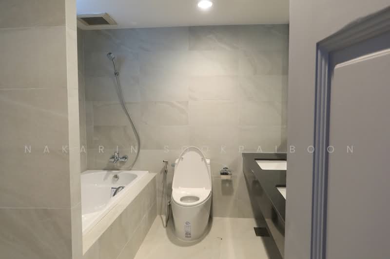 Ruamsuk Condominium : ร่วมสุข คอนโดมิเนียม, กรุงเทพ, 12 ซอยอรรถวี, คลองตัน, คลองเตย, กรุงเทพ, 330 ตร.ม., คอนโด ให้เช่า, โดย Nakarin Sookpaiboon, 500471635 - DDproperty.com