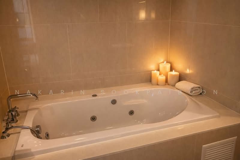 The Lumpini 24, Bangkok, Sukhumvit 24 Road, Khong Tan, Khlong Toei, Bangkok, 2 Bedrooms, 115 sqm, Condo For Rent, by Nakarin Sookpaiboon, 500471639 - DDproperty.com