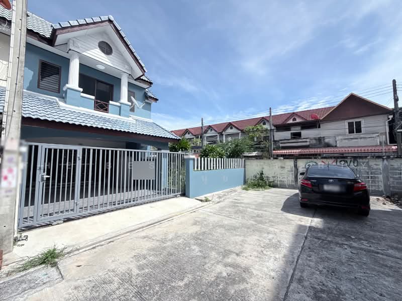 สิริภัสสร วิลเลจ1 (Siripussorn Village1), Chon Buri (Pattaya), Samed, Muang Chon Buri, Chon Buri (Pattaya), 3 Bedrooms, 100 sqm, Townhouse For Sale, by The Best Property ไข่นุ้ย, 500471641 - DDproperty.com
