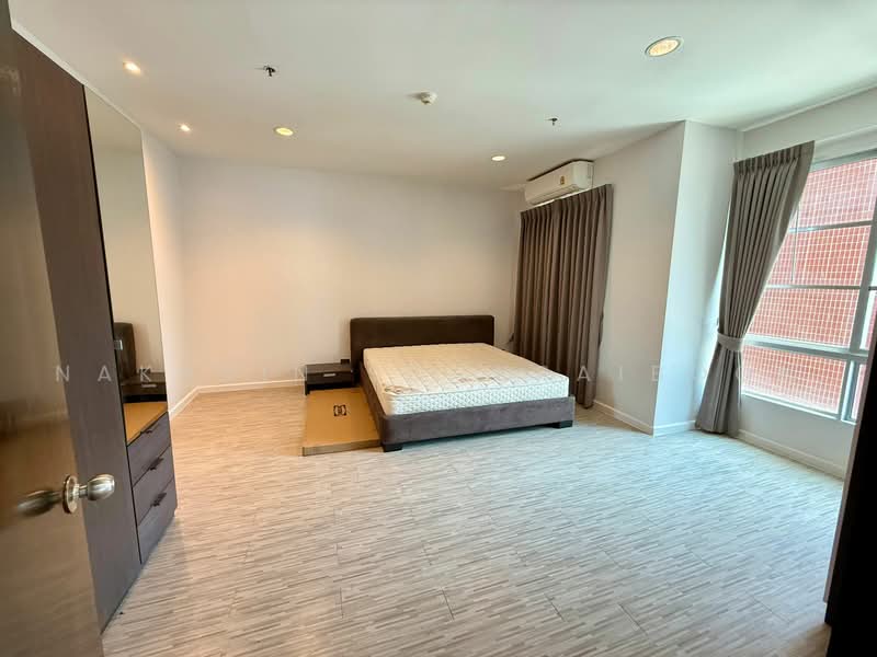 Citi Smart Sukhumvit 18, Bangkok, 366 Soi Sukhumvit 18, Sukhumvit Road, Khlong Toei, Bangkok, 3 Bedrooms, 116 sqm, Condo For Rent, by Nakarin Sookpaiboon, 500471674 - DDproperty.com