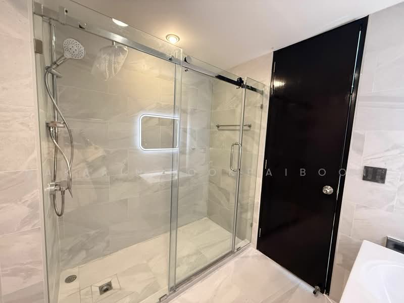 Citi Smart Sukhumvit 18, Bangkok, 366 Soi Sukhumvit 18, Sukhumvit Road, Khlong Toei, Bangkok, 3 Bedrooms, 116 sqm, Condo For Rent, by Nakarin Sookpaiboon, 500471674 - DDproperty.com