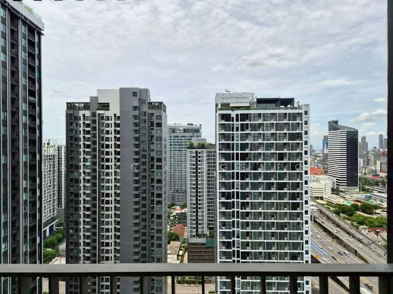 Life Asoke Hype, Bangkok, 339 Chaturathit Rd, Makkasan, Ratchathewi, Bangkok, 1 Bedroom, 32 sqm, Condo For Rent, by Natlyn Kongsapook, 500471678 - DDproperty.com