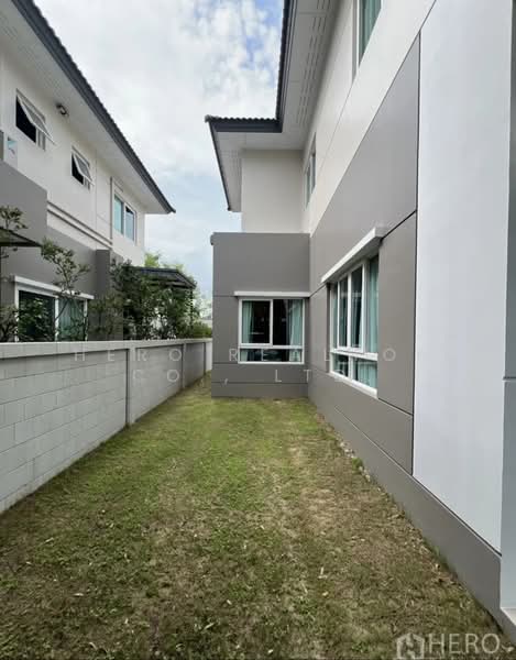 Centro Rama9-Krungthep Kreetha, Bangkok, Khlong Song Ton Nun, Lat Krabang, Bangkok, 4 Bedrooms, 252 sqm, Townhouse For Rent, by Hero Realtor Co., Ltd., 500471691 - DDproperty.com