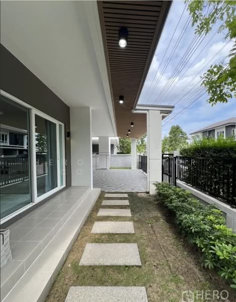Centro Rama9-Krungthep Kreetha, Bangkok, Khlong Song Ton Nun, Lat Krabang, Bangkok, 4 Bedrooms, 252 sqm, Townhouse For Rent, by Hero Realtor Co., Ltd., 500471691 - DDproperty.com