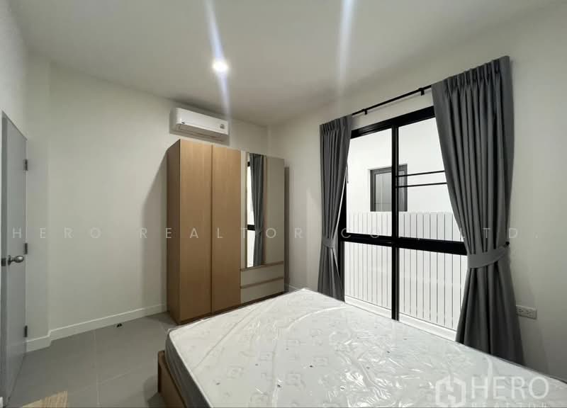 For Rent 4 Bedroom Detached House in Sammakorn Village Ramkhamhaeng, Saphan Sung Bangkok HRE01190, กรุงเทพ, สะพานสูง, กรุงเทพ, 250 ตร.ม., บ้านเดี่ยว ให้เช่า, โดย Hero Realtor Co., Ltd., 500471715 - DDproperty.com