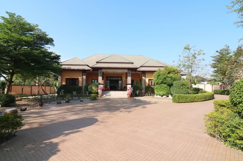 ขายบ้านกว้าง 4 ห้องนอน 3 ห้องน้ำ ที่ดิน 2,527 ตร.ม. อุดรธานี, อุดรธานี, หนองนาคำ, เมืองอุดรธานี, อุดรธานี, 200 ตร.ม., บ้านเดี่ยว ขาย, โดย วีรภัทรา ดาร์เปอร์, 500471720 - DDproperty.com