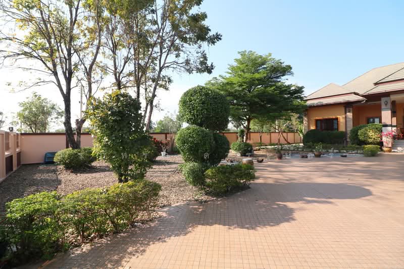 ขายบ้านกว้าง 4 ห้องนอน 3 ห้องน้ำ ที่ดิน 2,527 ตร.ม. อุดรธานี, อุดรธานี, หนองนาคำ, เมืองอุดรธานี, อุดรธานี, 200 ตร.ม., บ้านเดี่ยว ขาย, โดย วีรภัทรา ดาร์เปอร์, 500471720 - DDproperty.com