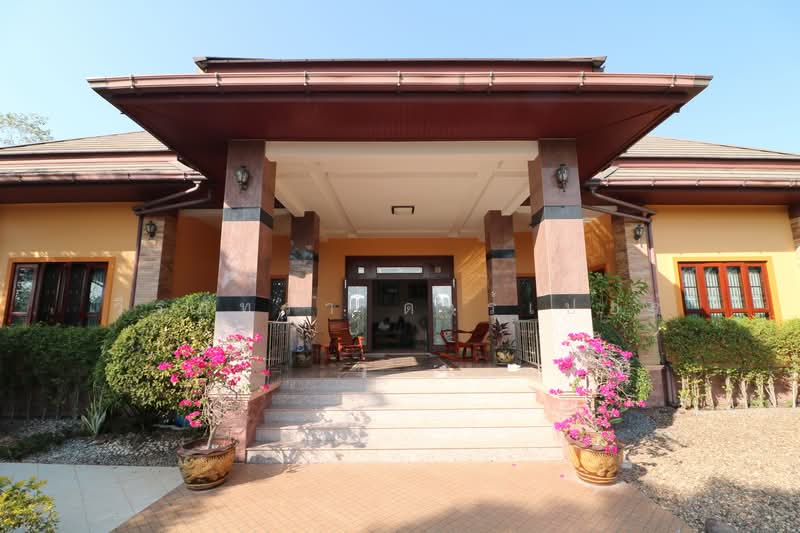 Spacious 4 Brm, 3 Bth Home on 2,527 Sq. Mt. Land for Sale in Udon Thani, Udon Thani, Nong Na Kham, Muang Udon Thani, Udon Thani, 4 Bedrooms, 200 sqm, Single Detached House For Sale, by วีรภัทรา ดาร์เปอร์, 500471720 - DDproperty.com