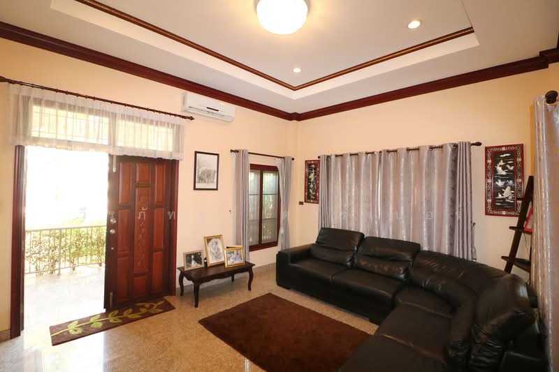 Spacious 4 Brm, 3 Bth Home on 2,527 Sq. Mt. Land for Sale in Udon Thani, Udon Thani, Nong Na Kham, Muang Udon Thani, Udon Thani, 4 Bedrooms, 200 sqm, Single Detached House For Sale, by วีรภัทรา ดาร์เปอร์, 500471720 - DDproperty.com