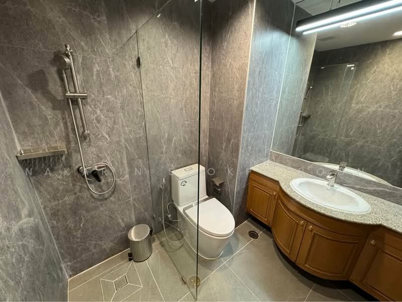 Sathorn Gardens, Bangkok, 39 South Sathorn Road, Thung Maha Mek, Sathon, Bangkok, 3 Bedrooms, 220 sqm, Condo For Rent, by Nakarin Sookpaiboon, 500471737 - DDproperty.com
