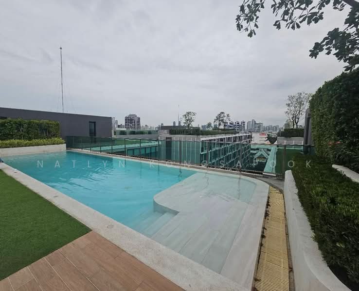 Atmoz Ratchada-Huaikwang, Bangkok, Saha Kan Pramun Alley, Wang Thonglang, Bangkok, 1 Bedroom, 24 sqm, Condo For Rent, by Natlyn Kongsapook, 500471739 - DDproperty.com