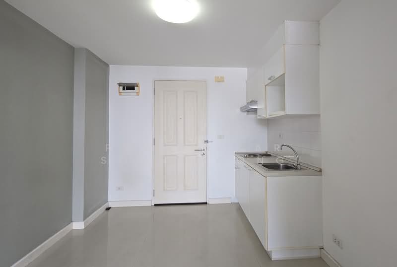 The Clover Thonglor Residence, Bangkok, Soi Sukhumvit 55, Khlong Tan Nua, Watthana, Bangkok, 1 Bedroom, 35 sqm, Condo For Rent, by Praewpakar Soontawong, 500471787 - DDproperty.com