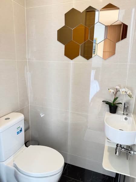 Park Origin Phrom Phong (Park 24), Bangkok, 68 Soi Sukhumvit 24, Khong Tan, Khlong Toei, Bangkok, 1 Bedroom, 60 sqm, Condo For Sale, by Natlyn Kongsapook, 500471795 - DDproperty.com