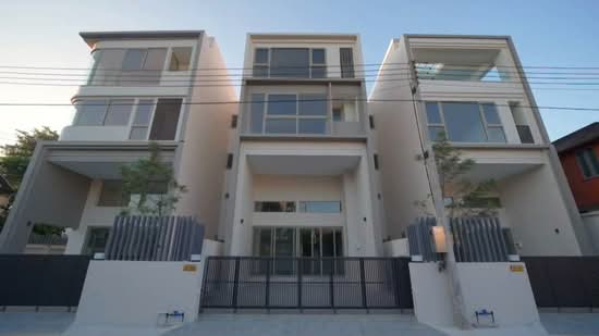 Posh nimman, Chiang Mai, Su Thep, Muang Chiang Mai, Chiang Mai, 4 Bedrooms, 355 sqm, Single Detached House For Sale, by Posh CM, 500471802 - DDproperty.com