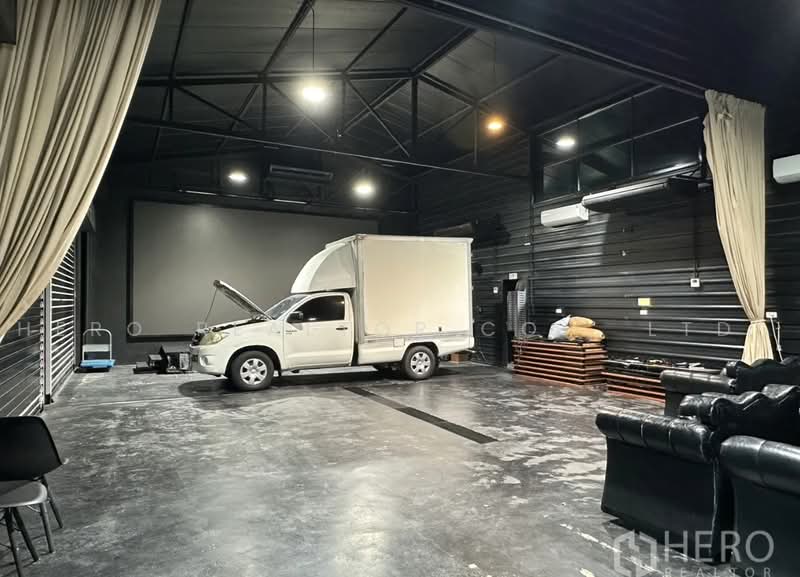 For Rent Warehouse 200 sqm near BTS Punnawithi, Phra Khanong Bangkok HRE01197, Bangkok, Bang Chak, Phra Khanong, Bangkok, , 200 sqm, Warehouse/Factory For Rent, by Hero Realtor Co., Ltd., 500471821 - DDproperty.com