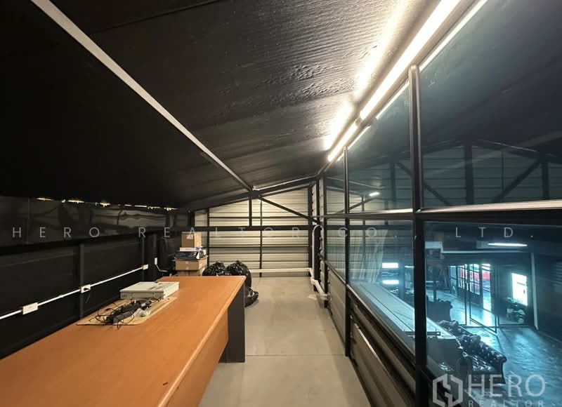 For Rent Warehouse 200 sqm near BTS Punnawithi, Phra Khanong Bangkok HRE01197, Bangkok, Bang Chak, Phra Khanong, Bangkok, , 200 sqm, Warehouse/Factory For Rent, by Hero Realtor Co., Ltd., 500471821 - DDproperty.com