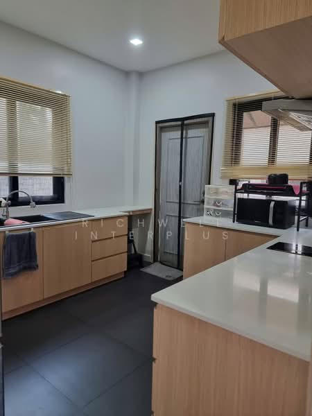 Modern Single House for Sale – Fully Furnished & Move-in Ready! Location: Irish Village, Rayong, Thapma, Muang Rayong, Rayong, 2 Bedrooms, 226 sqm, Single Detached House For Sale, by RICHWELL INTERPLUS, 500471846 - DDproperty.com