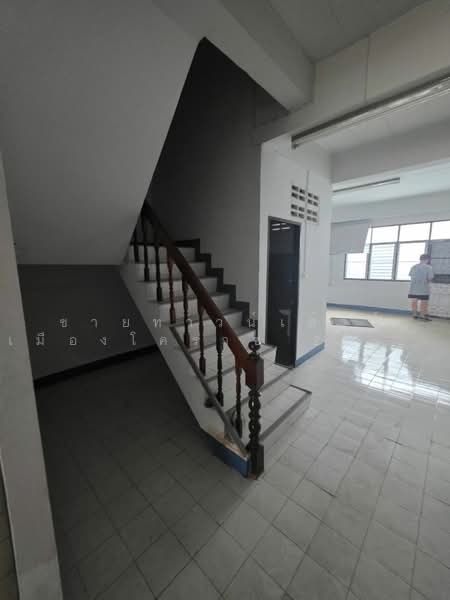 ขายทาวน์เฮ้าส์ เมืองโคราช 20 ตร.วา | บ้านราคาถูก รีโนเวทได้ ทำเลดี, Nakhon Ratchasima, Nai Muang, Muang Nakhon Ratchasima, Nakhon Ratchasima, 2 Bedrooms, 100 sqm, Townhouse For Sale, by ขายทาวน์เฮ้าส์ เมืองโคราช 20 ตร.วา | บ้านราคาถูก รีโนเวทได้ ทำเลดี, 500471868 - DDproperty.com