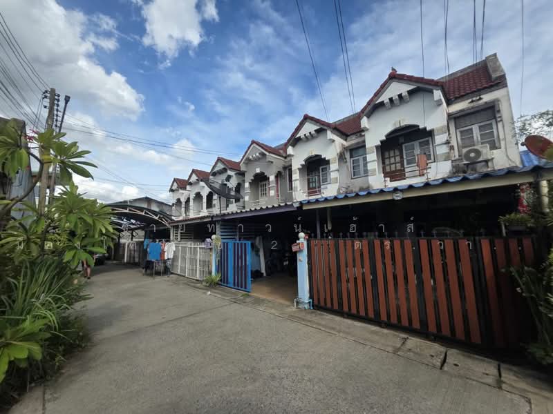 ขายทาวน์เฮ้าส์ เมืองโคราช 20 ตร.วา | บ้านราคาถูก รีโนเวทได้ ทำเลดี, นครราชสีมา, ในเมือง, เมืองนครราชสีมา, นครราชสีมา, 100 ตร.ม., ทาวน์เฮ้าส์ ขาย, โดย ขายทาวน์เฮ้าส์ เมืองโคราช 20 ตร.วา | บ้านราคาถูก รีโนเวทได้ ทำเลดี, 500471868 - DDproperty.com