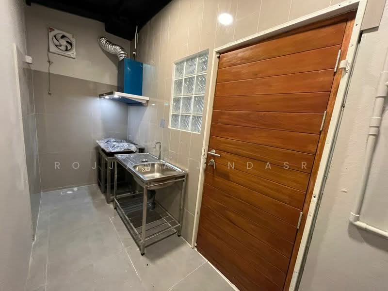 ทาวน์เฮ้าส์ 3-ห้องนอน, กรุงเทพ, บางจาก, พระโขนง, กรุงเทพ, 220 ตร.ม., ทาวน์เฮ้าส์ ให้เช่า, โดย Rojjana Jindasri, 500471898 - DDproperty.com