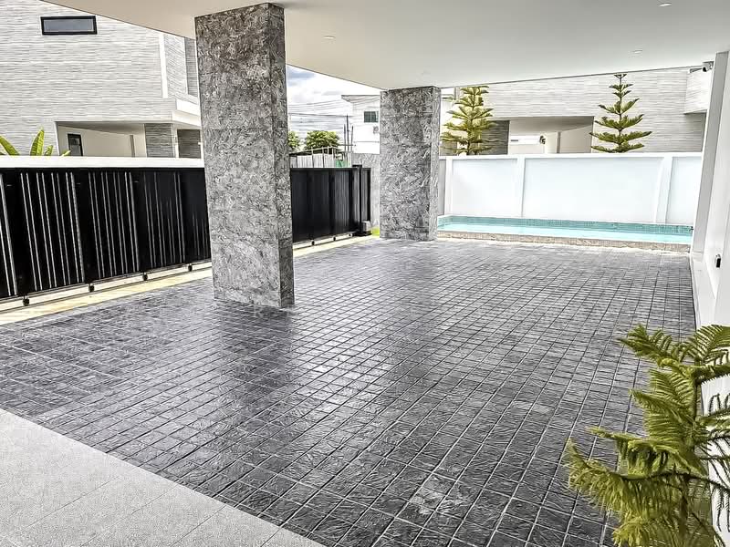High End Pool Villa for Sale Huay Yai East Pattaya 5 Bed, Chon Buri (Pattaya), Bang Lamung, Bang Lamung (Pattaya), Chon Buri (Pattaya), 5 Bedrooms, 320 sqm, Villa For Sale, by PLC real estate, 500471916 - DDproperty.com