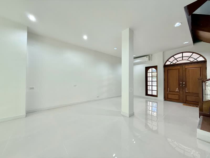 Yenakart Residence : เย็นอากาศ เรสซิเดนซ์, กรุงเทพ, 3 ซอย ประสาทสุข, ช่องนนทรี, ยานนาวา, กรุงเทพ, 450 ตร.ม., ทาวน์เฮ้าส์ ให้เช่า, โดย Bangkok Residential, 500471921 - DDproperty.com