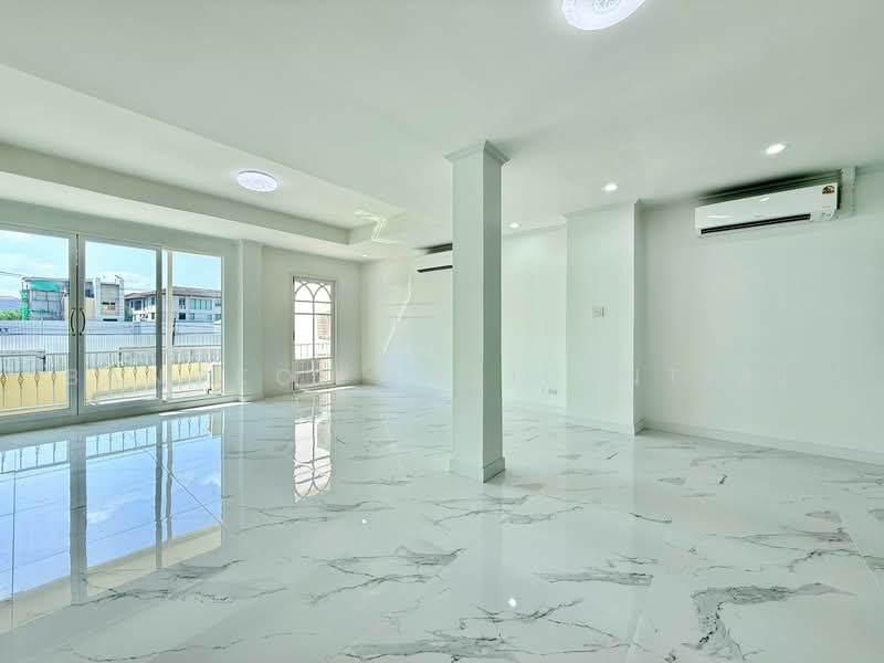 Yenakart Residence : เย็นอากาศ เรสซิเดนซ์, กรุงเทพ, 3 ซอย ประสาทสุข, ช่องนนทรี, ยานนาวา, กรุงเทพ, 450 ตร.ม., ทาวน์เฮ้าส์ ให้เช่า, โดย Bangkok Residential, 500471921 - DDproperty.com