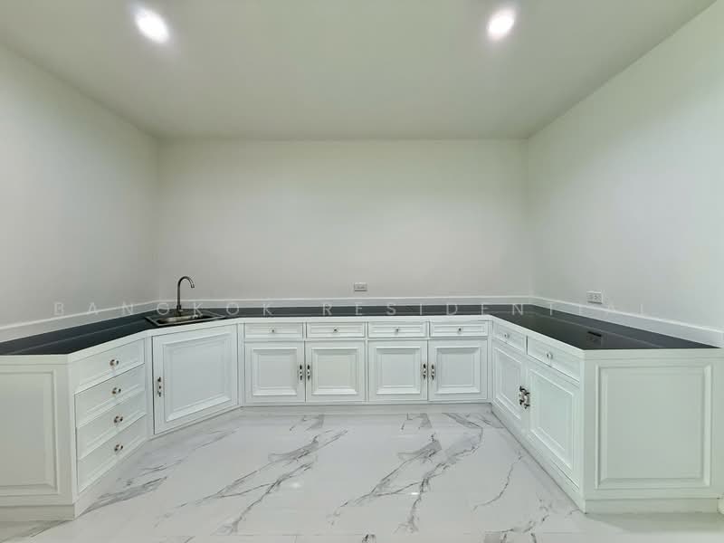 Yenakart Residence, Bangkok, 3 Soi Prasat Suk, Chong Nonsi, Yan Nawa, Bangkok, 5 Bedrooms, 450 sqm, Townhouse For Rent, by Bangkok Residential, 500471921 - DDproperty.com
