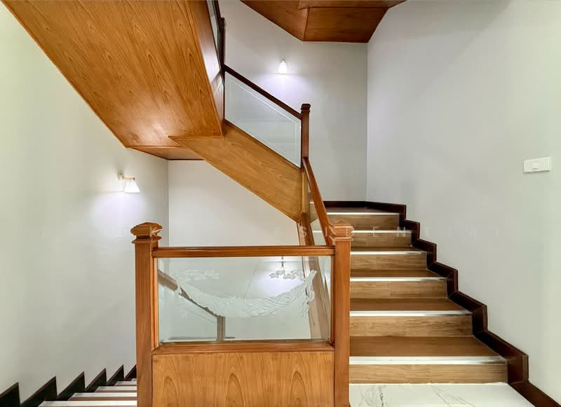 Yenakart Residence, Bangkok, 3 Soi Prasat Suk, Chong Nonsi, Yan Nawa, Bangkok, 5 Bedrooms, 450 sqm, Townhouse For Rent, by Bangkok Residential, 500471921 - DDproperty.com