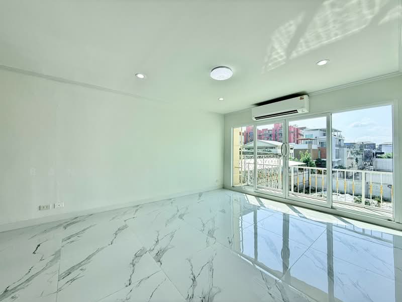 Yenakart Residence, Bangkok, 3 Soi Prasat Suk, Chong Nonsi, Yan Nawa, Bangkok, 5 Bedrooms, 450 sqm, Townhouse For Rent, by Bangkok Residential, 500471921 - DDproperty.com