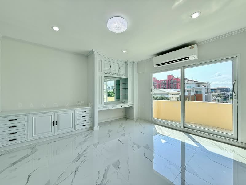 Yenakart Residence, Bangkok, 3 Soi Prasat Suk, Chong Nonsi, Yan Nawa, Bangkok, 5 Bedrooms, 450 sqm, Townhouse For Rent, by Bangkok Residential, 500471921 - DDproperty.com