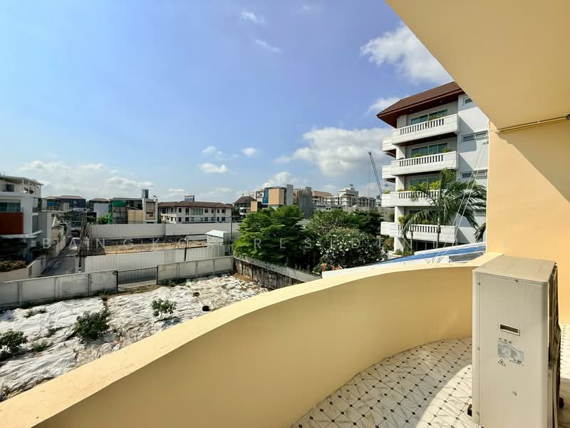 Yenakart Residence, Bangkok, 3 Soi Prasat Suk, Chong Nonsi, Yan Nawa, Bangkok, 5 Bedrooms, 450 sqm, Townhouse For Rent, by Bangkok Residential, 500471921 - DDproperty.com