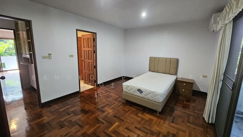 House near Phanphirom park, กรุงเทพ, บางกะปิ, ห้วยขวาง, กรุงเทพ, 400 ตร.ม., บ้านเดี่ยว ให้เช่า, โดย BANGKOK PROPERTY AGENTS, 500471926 - DDproperty.com