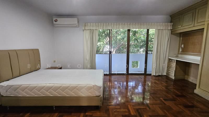 House near Phanphirom park, Bangkok, Bang Kapi, Huai Khwang, Bangkok, 4 Bedrooms, 400 sqm, Single Detached House For Rent, by BANGKOK PROPERTY AGENTS, 500471926 - DDproperty.com