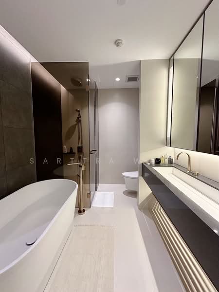 The Estelle Phrom Phong, Bangkok, 131 Soi Sukhumvit 26, Khong Tan, Khlong Toei, Bangkok, 2 Bedrooms, 93 sqm, Condo For Rent, by Sarttra Wang, 500471929 - DDproperty.com
