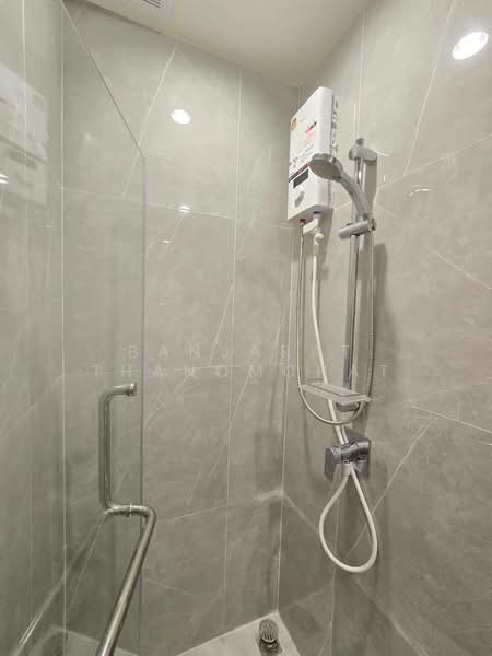 Nue District R9, Bangkok, 59 Rama 9 Road, Huai Khwang, Bangkok, 1 Bedroom, 30 sqm, Condo For Rent, by Banjarat Thanomchat, 500471930 - DDproperty.com