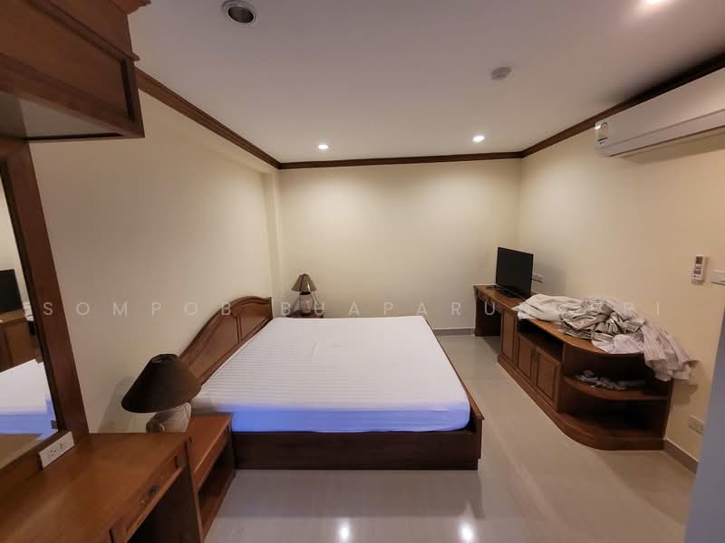 Promsak Mansion, Bangkok, สุขุมวิท 3 Sukhumvit, Khlong Tan Nua, Watthana, Bangkok, 3 Bedrooms, 120 sqm, Condo For Rent, by Sompob Buaparungsri, 500471931 - DDproperty.com