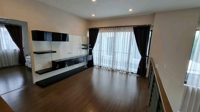 Baan Lumpini Suanluang Rama 9 Phase 2 : บ้านลุมพินี สวนหลวง ร.9 เฟส 2, กรุงเทพ, ถนน เฉลิมพระเกียรติ ร. 9, ประเวศ, กรุงเทพ, 284 ตร.ม., บ้านเดี่ยว ให้เช่า, โดย Rojjana Jindasri, 500471936 - DDproperty.com