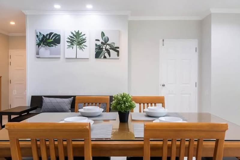 Fifty Fifth Tower, Bangkok, 84 Soi Sukhumvit 55, Sukhumvit Road, Khlong Tan Nua, Watthana, Bangkok, 3 Bedrooms, 223 sqm, Condo For Rent, by Banjarat Thanomchat, 500471937 - DDproperty.com