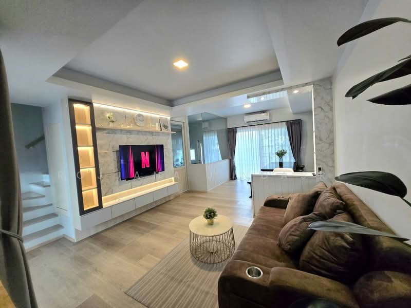 Indy 2 Bangna-Ramkhamhaeng 2 : อินดี้ 2 บางนา-รามคําแหง2, กรุงเทพ, ซ.รามคำแหง 2, ดอกไม้, ประเวศ, กรุงเทพ, 134 ตร.ม., ทาวน์เฮ้าส์ ให้เช่า, โดย Rojjana Jindasri, 500471941 - DDproperty.com
