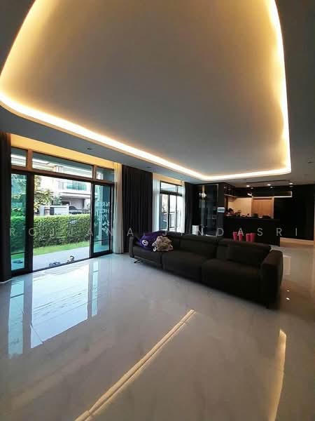 The Palm Krungthep Kreetha-Wongwaen, Bangkok, 29 Krungthep Kreetha Road, Saphan Sung, Bangkok, 4 Bedrooms, 308 sqm, Single Detached House For Rent, by Rojjana Jindasri, 500471945 - DDproperty.com