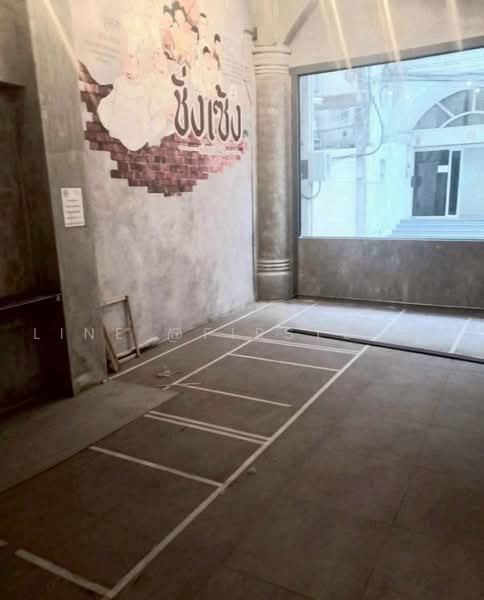 Restaurant/Café Space with Fully Equipped Kitchen, Sukhumvit Soi 33, Near BTS Phrom Phong, Bangkok, Khlong Tan Nua, Watthana, Bangkok, , 247 sqm, Retail Space For Rent, by LINE @firststep, 500471956 - DDproperty.com