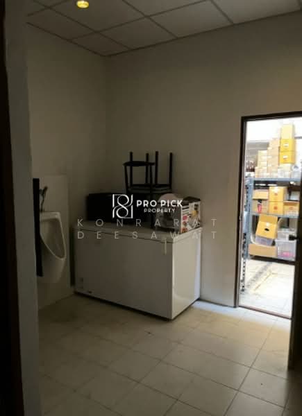 For Rent Shophouse / Home Office BTS Phromphong Sukhumvit Wattana Bangkok, Bangkok, สุขุมวิท, Khlong Tan Nua, Watthana, Bangkok, , 230 sqm, Business For Rent, by Konrarat Deesawat, 500471958 - DDproperty.com