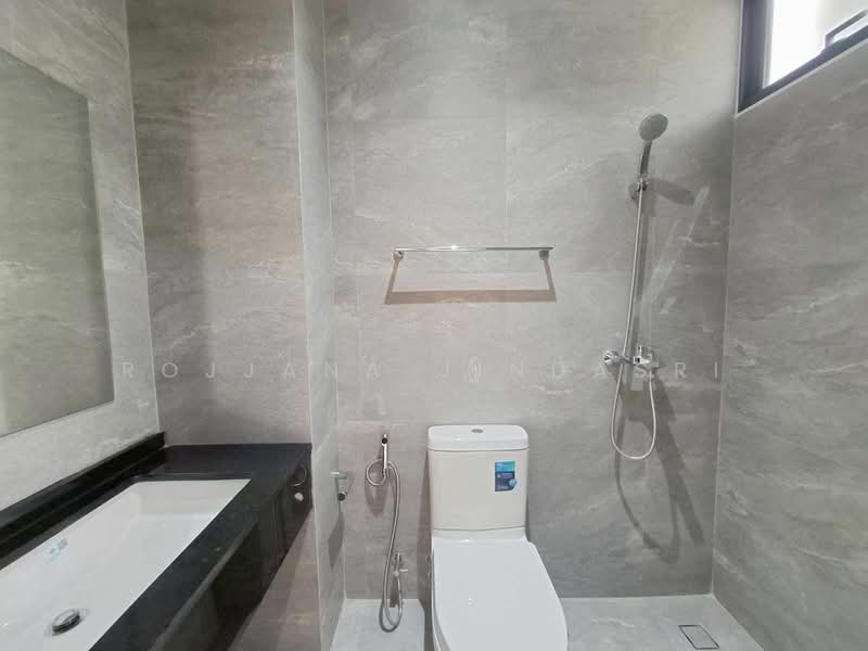 Feel Town Lat Phrao 101, Bangkok, ลาดพร้าว, Khlong Chaokhun Sing, Wang Thonglang, Bangkok, 3 Bedrooms, 270 sqm, Single Detached House For Rent, by Rojjana Jindasri, 500471961 - DDproperty.com