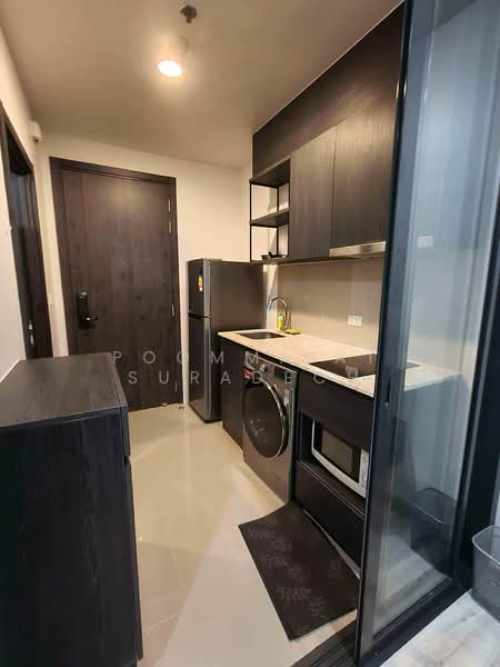 XT Huaikhwang, Bangkok, 244 Ratchadaphisek Road, Huai Khwang, Bangkok, 1 Bedroom, 30 sqm, Condo For Rent, by Poommipat Suradech, 500471996 - DDproperty.com